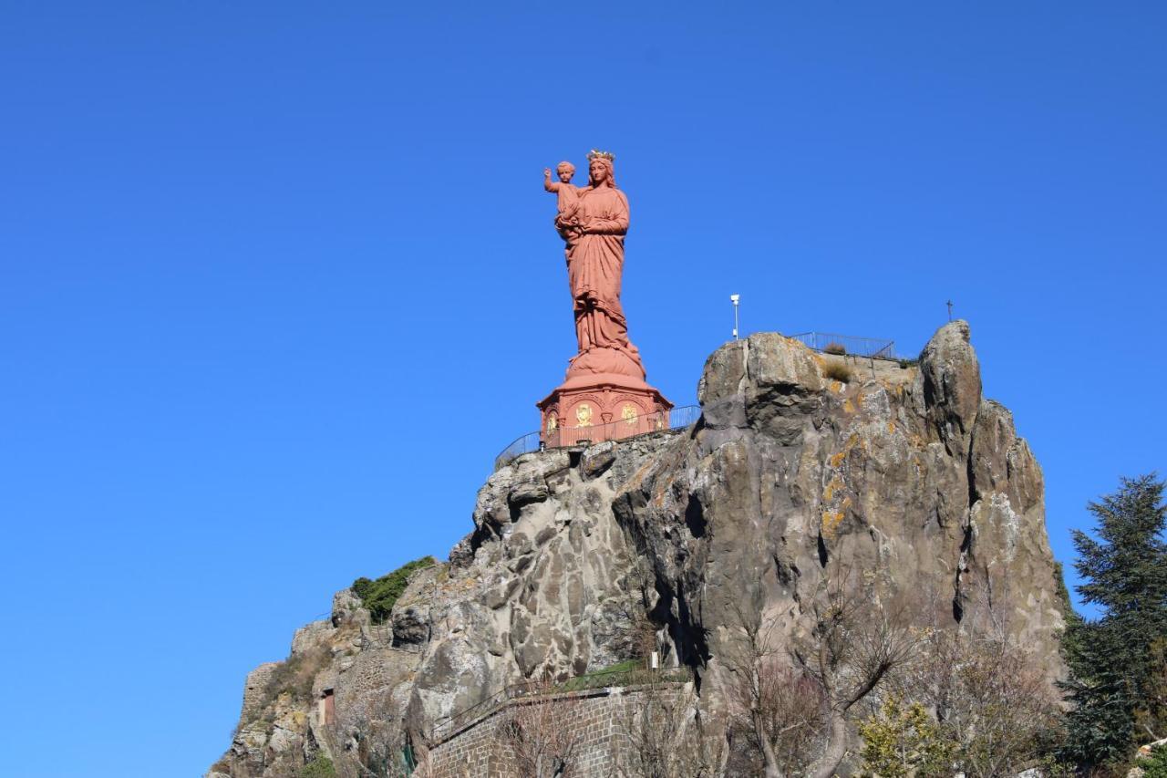 Bed and Breakfast Les Cimes Du Puy-En-Velay Le Puy-en-Velay Екстер'єр фото